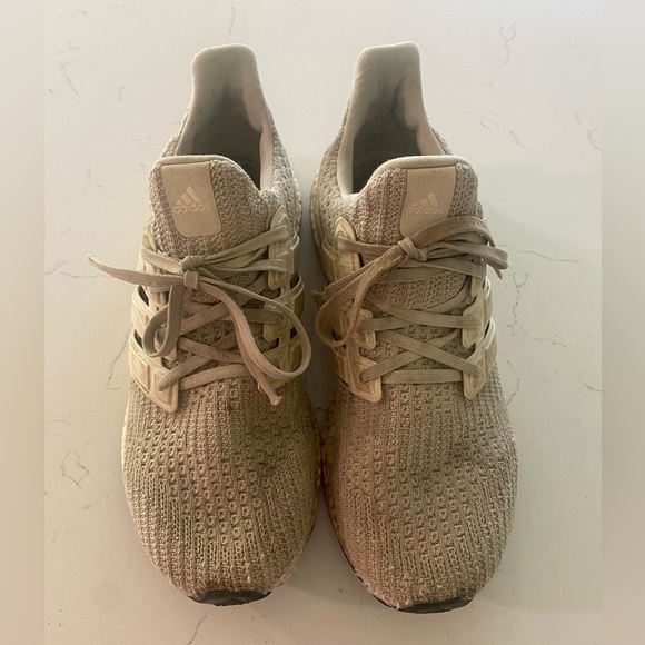 Adidas Ultraboosts - Picture 4 of 8